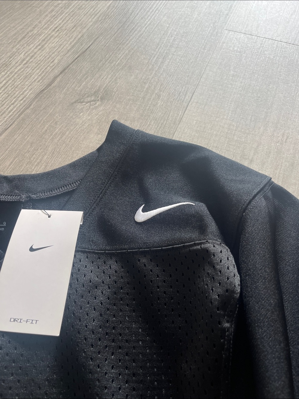 ✨Nike Jersey✨ - Picture 3 of 6